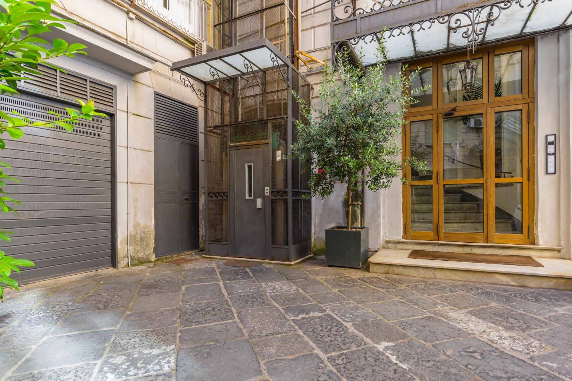 Residenza Trinita Maggiore Νάπολη Εξωτερικό φωτογραφία